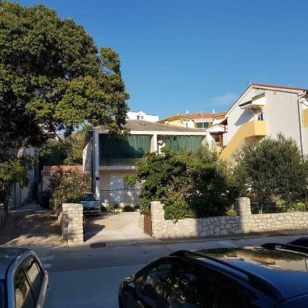 Apartman Vesna Pag Apartamento Pag Town Exterior foto